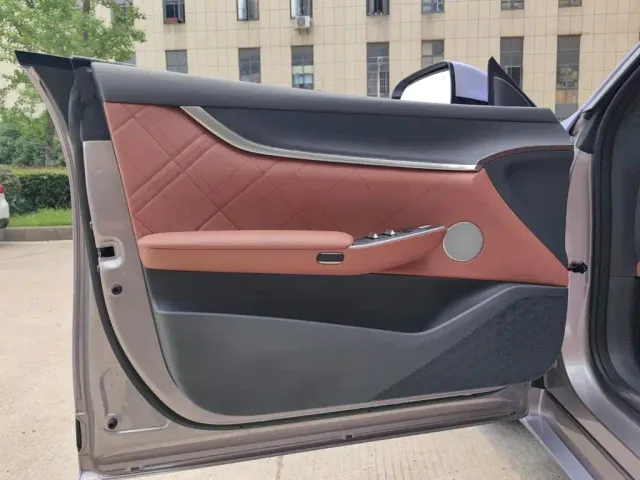 Changan Qiyuan A07 — Фото автомобиля 10