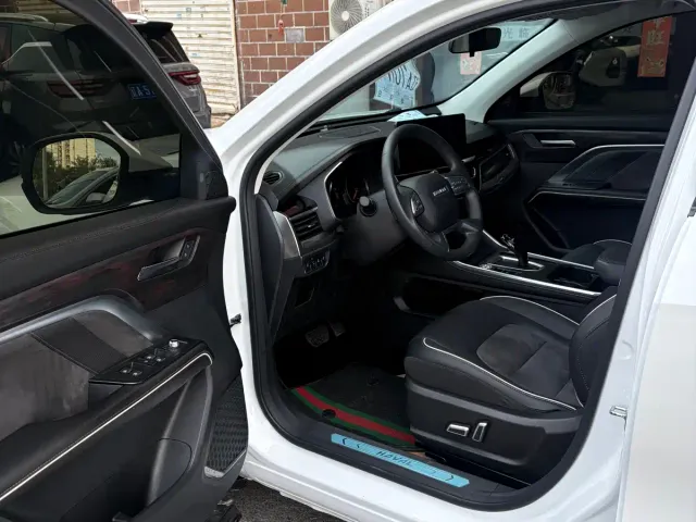 Haval H6 — Фото автомобиля 7