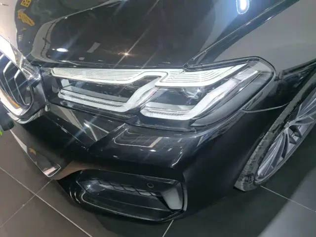 BMW 5 Series — Фото автомобиля 23