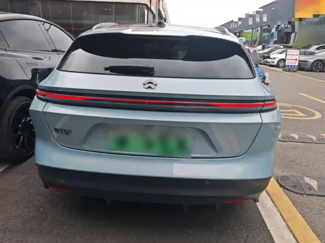 Nio ET5 Touring — Фото автомобиля 5