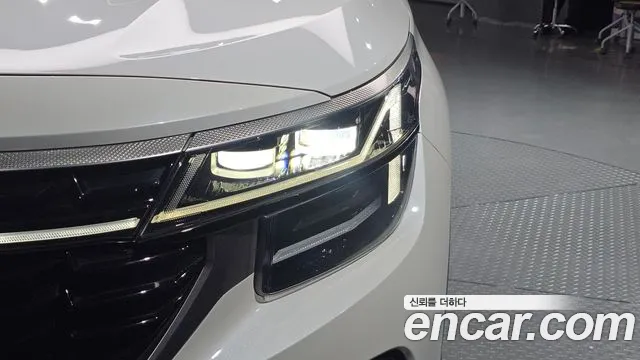 Kia Seltos New — Фото автомобиля 7