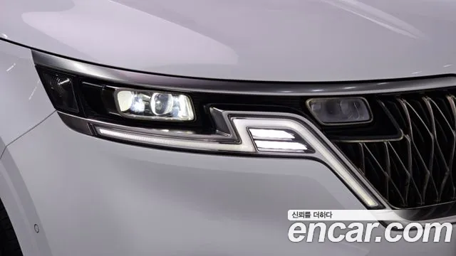 Kia Canival Carnival 4 поколение Бензин 7 мест Signature — Фото автомобиля 16