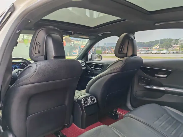 Mercedes-Benz C-Class — Фото автомобиля 13