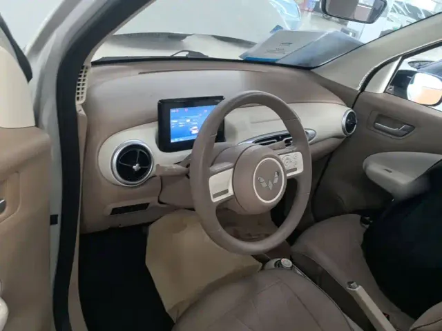 Wuling Hongguang Mini EV — Фото автомобиля 9