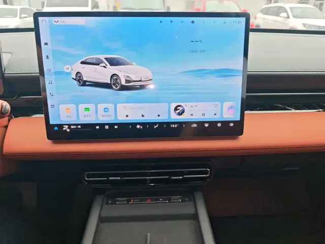Wuling Starlight — Фото автомобиля 12
