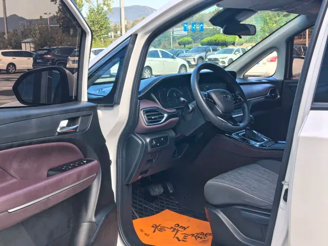 GAC Trumpchi M6 — Фото автомобиля 7