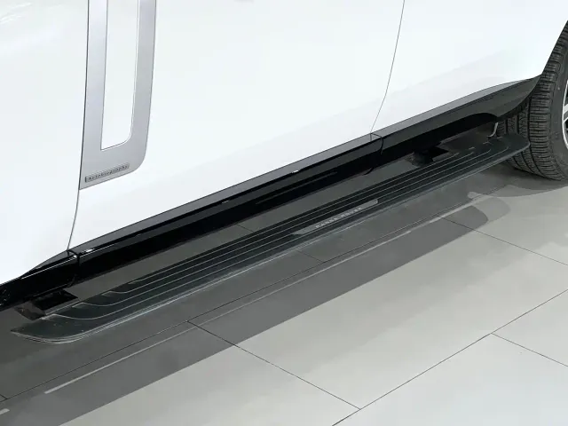 Land Rover Range Rover — Фото автомобиля 15