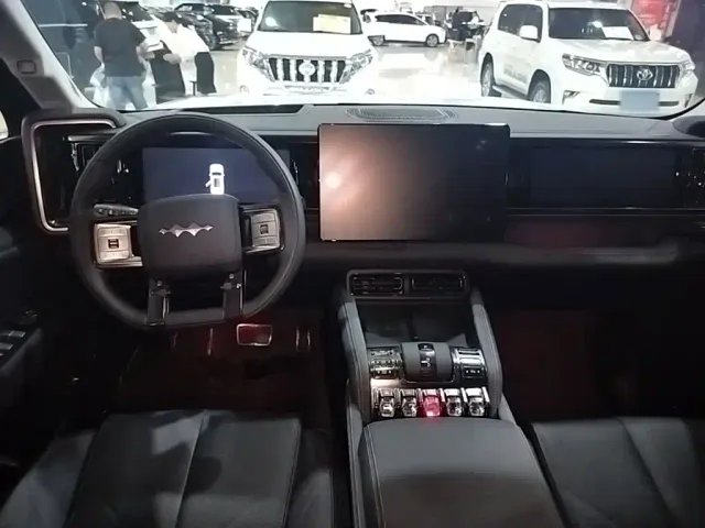BYD FangChengBao Leopard 5 — Фото автомобиля 9