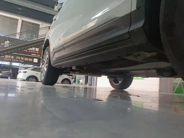 Geely Binyue — Фото автомобиля 20