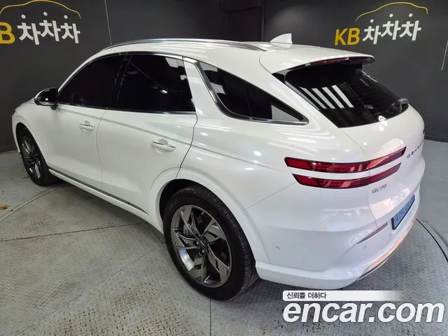 Genesis GV70 Electrified — Фото автомобиля 4