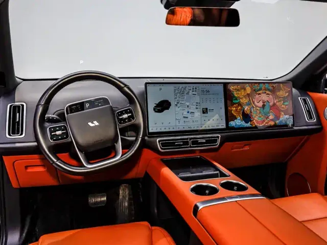 Li Auto Li L8 2023 Pro — Фото автомобиля 17