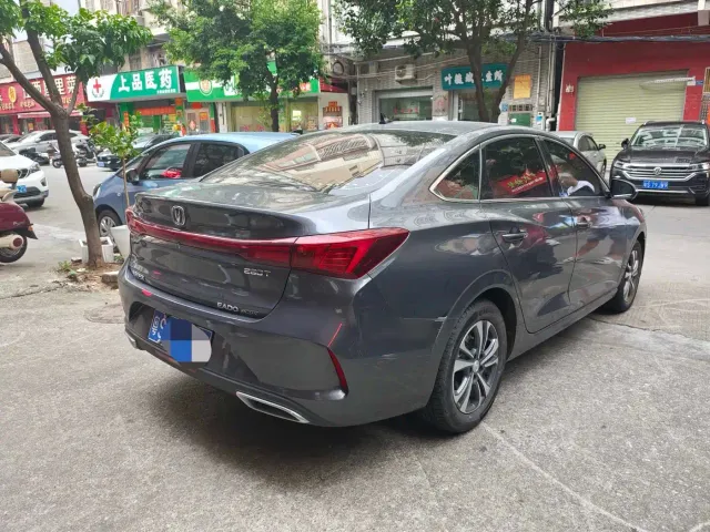 Changan Eado — Фото автомобиля 3