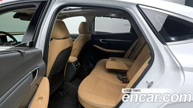 Hyundai Sonata Inspiration — Фото автомобиля 12