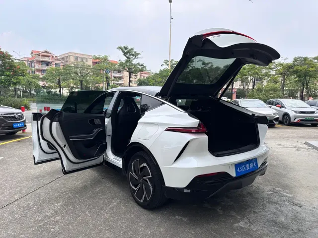 Roewe Feifan R7 2022 Long Range Premium Edition — Фото автомобиля 22