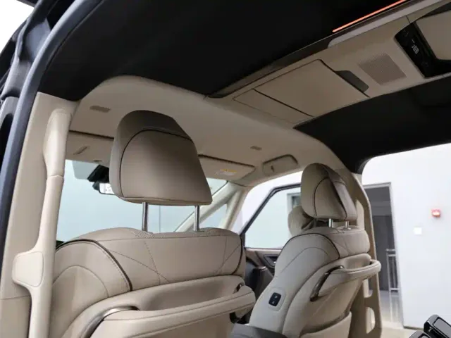 Toyota Vellfire — Фото автомобиля 21