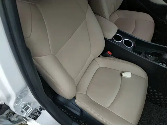 Toyota Corolla — Фото автомобиля 24