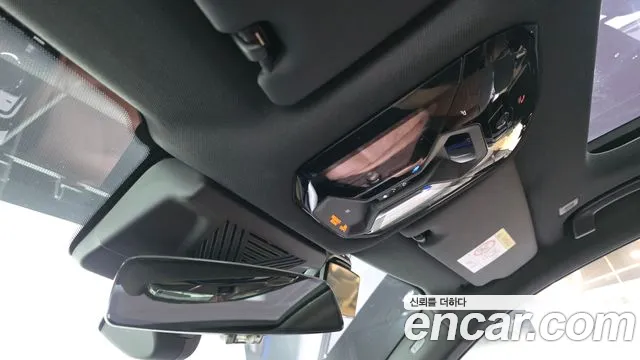 BMW 5-Series 5 серия (G60) 530i xDrive M Sport — Фото автомобиля 26