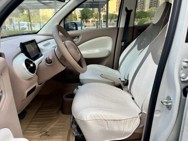 Wuling Hongguang Mini EV — Фото автомобиля 14