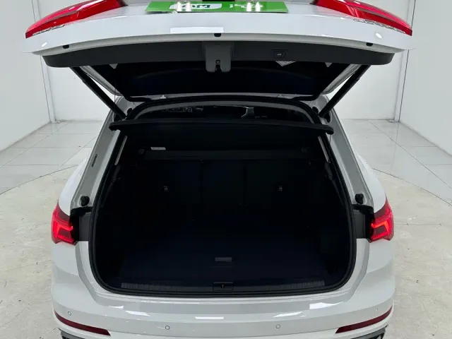 Audi Q3 — Фото автомобиля 15