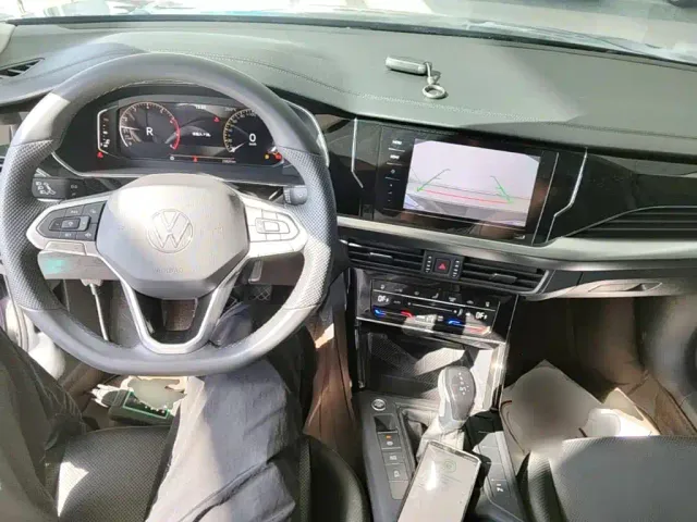 Volkswagen Passat — Фото автомобиля 9
