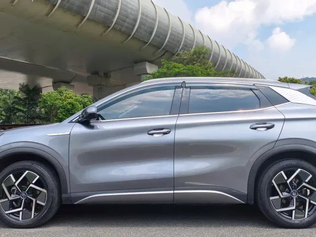 BYD Yuan PLUS — Фото автомобиля 4