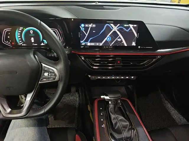 Changan Oushang X5 — Фото автомобиля 9
