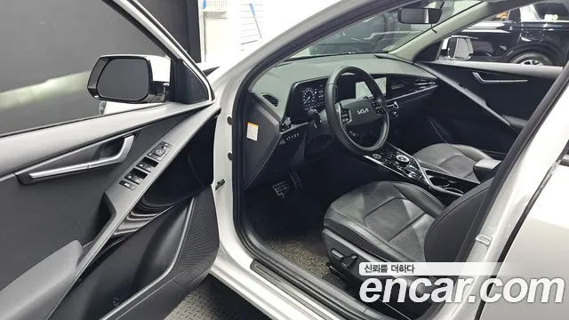 Kia Niro The All New Niro — Фото автомобиля 14
