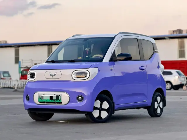 Фотография автомобиля — Wuling Hongguang Mini EV