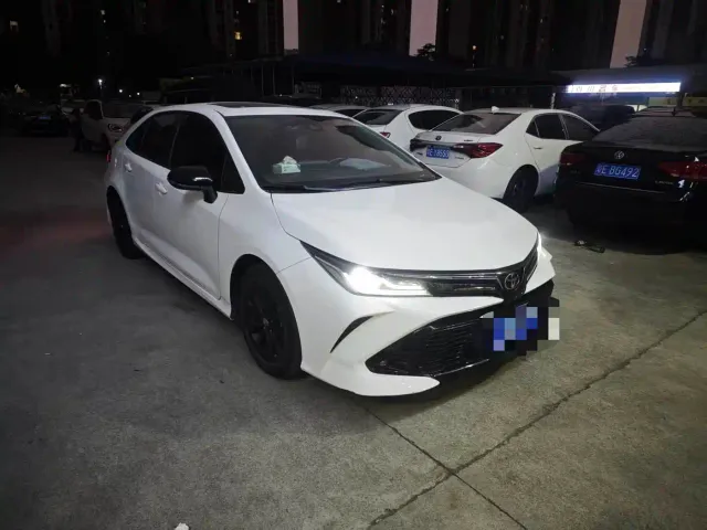 Toyota Corolla — Фото автомобиля 3