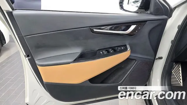 Kia EV6 — Фото автомобиля 13