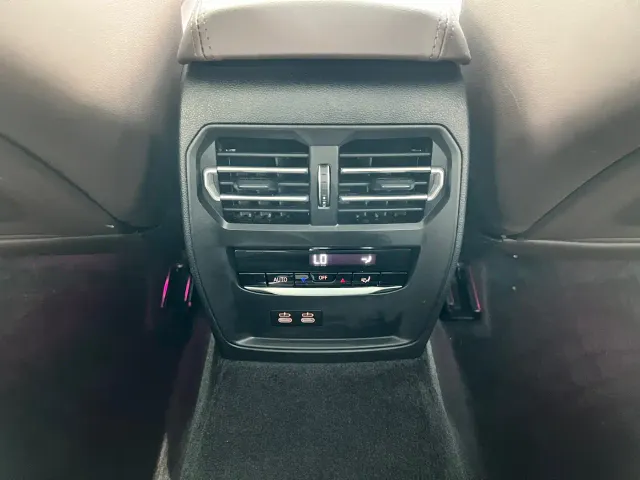 BMW 3 Series — Фото автомобиля 18