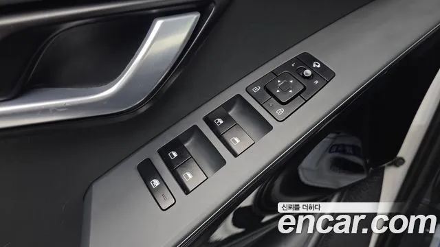 Kia Niro — Фото автомобиля 26
