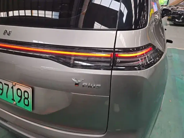 GAC Aion Y — Фото автомобиля 23