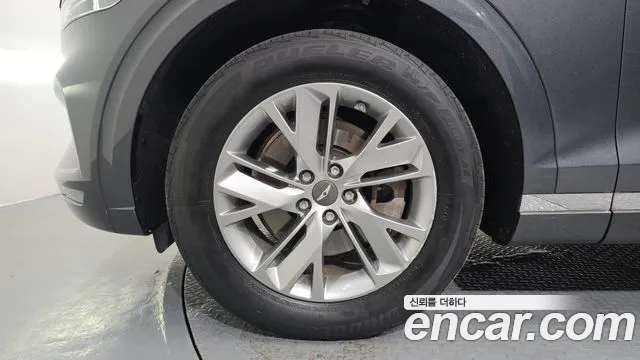 Genesis GV70 — Фото автомобиля 5