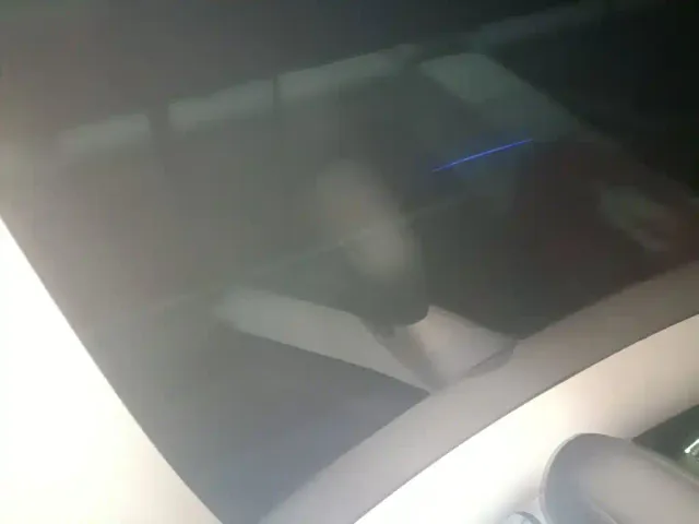 Tesla Model Y — Фото автомобиля 17