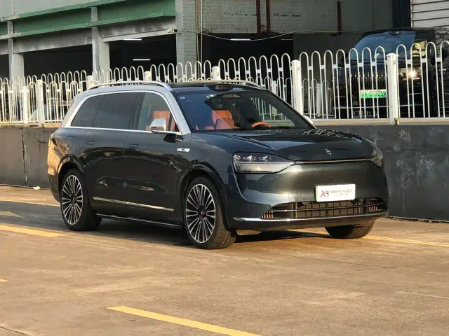 Aito M9 — Фото автомобиля 3
