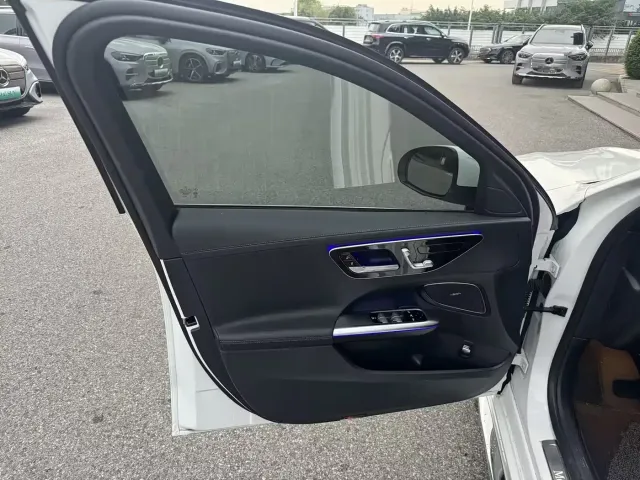 Mercedes-Benz C-Class — Фото автомобиля 5