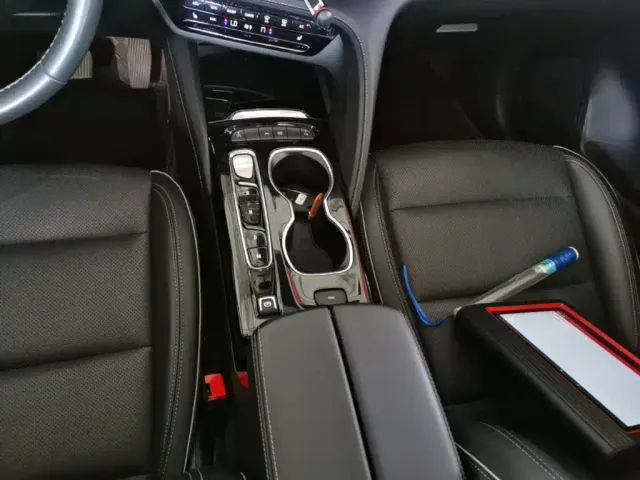 Buick Envision Plus — Фото автомобиля 13