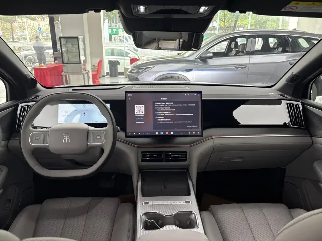 BYD Song Ultra — Фото автомобиля 8