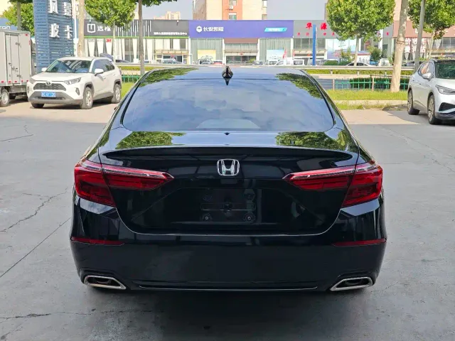 Honda Inspire — Фото автомобиля 4