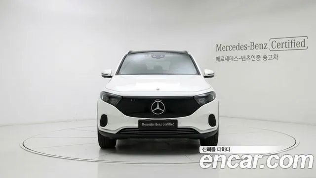 Mercedes-Benz EQA — Фото автомобиля 3