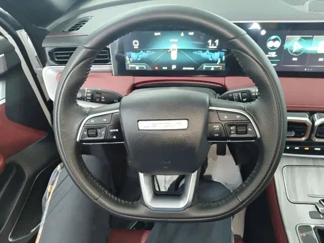Jetour X70 Plus — Фото автомобиля 10