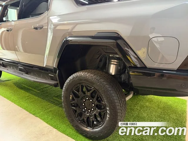 GMC Hummer EV — Фото автомобиля 5