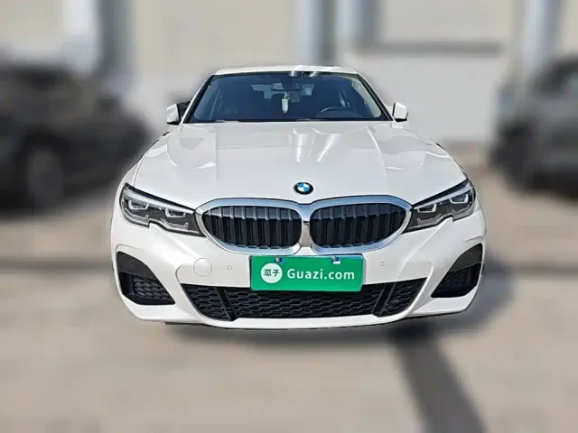 BMW 3 Series — Фото автомобиля 4