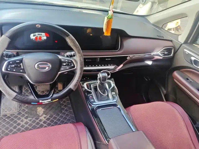 GAC Trumpchi M6 — Фото автомобиля 12