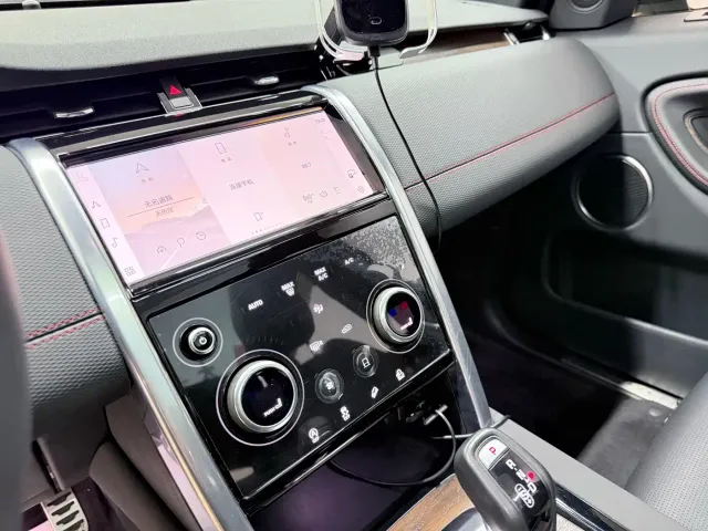 Land Rover Discovery Sport — Фото автомобиля 19