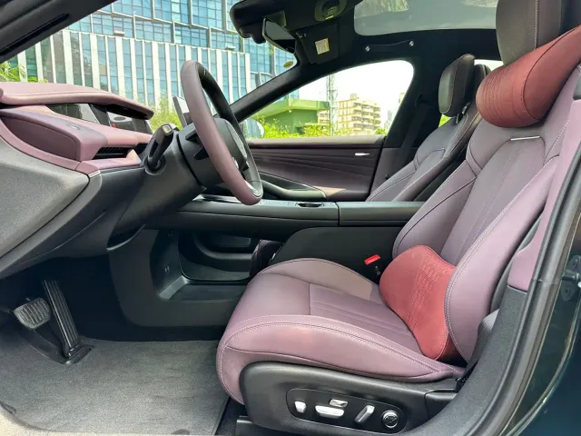 Xiaomi SU7 — Фото автомобиля 4