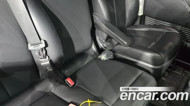 Hyundai Staria — Фото автомобиля 30