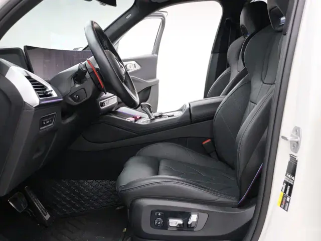 BMW XM — Фото автомобиля 2