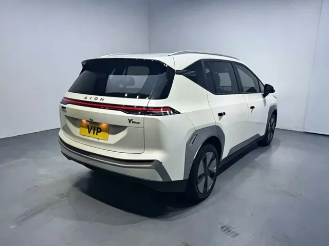 GAC Aion Y — Фото автомобиля 4